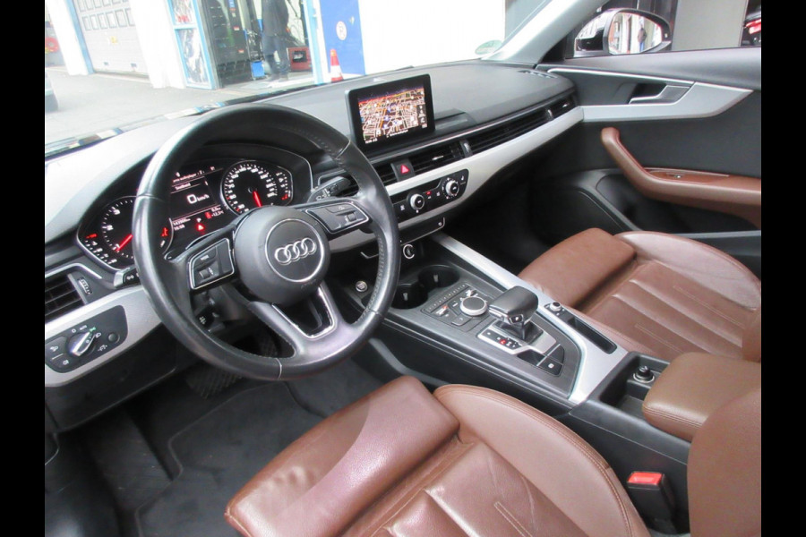 Audi A4 Limousine 2.0 TDI Aut Leer Navi Schuifdak