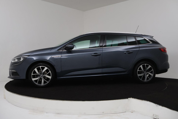 Renault MEGANE Estate 1.5 dCi Bose (GROOT-SCHERM, TREKHAAK, CAMERA, NAVIGATIE PDC, CRUISE,, GOED ONDERHOUDEN)