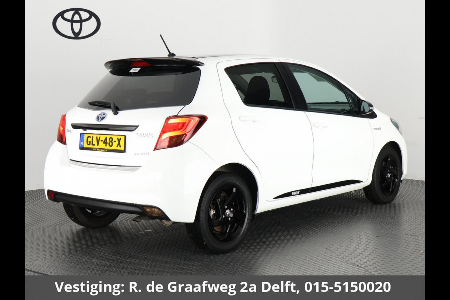 Toyota Yaris 1.5 Hybrid Sport | Climate Control | Camera | Lichtmetalen velgen | Privacy Glass |