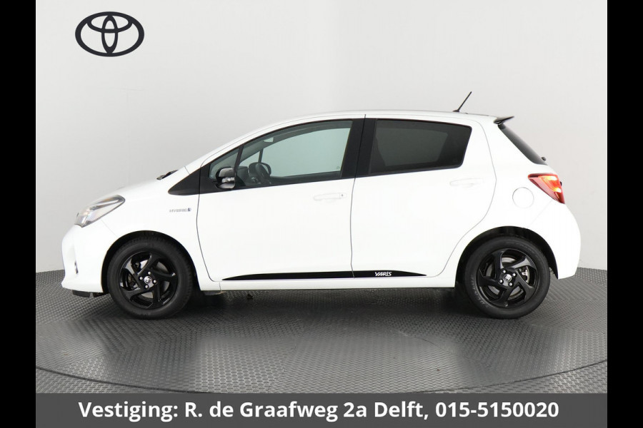 Toyota Yaris 1.5 Hybrid Sport | Climate Control | Camera | Lichtmetalen velgen | Privacy Glass |