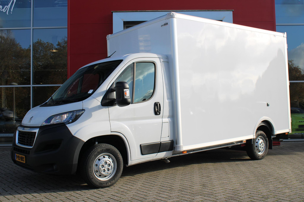 Peugeot Boxer 2.2 BlueHDi 165PK L3 3.5T | BAKWAGEN | IDEAAL ALS LOEMPIA KAR/SNACK WAGEN | NAVIGATIE | CLIMATE CONTROL | CRUISE CONTROL | DAB+ RADIO | GEVEERDE BESTUURDERSSTOEL | 3-ZITS | NIEUWE BUS! 2024 |