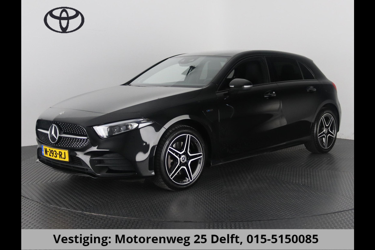 Mercedes-Benz A-Klasse 250 e PREMIUM PLUS AMG Burmester audio . Navigatie . NIEUW 53.000,-