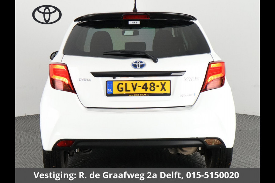 Toyota Yaris 1.5 Hybrid Sport | Climate Control | Camera | Lichtmetalen velgen | Privacy Glass |