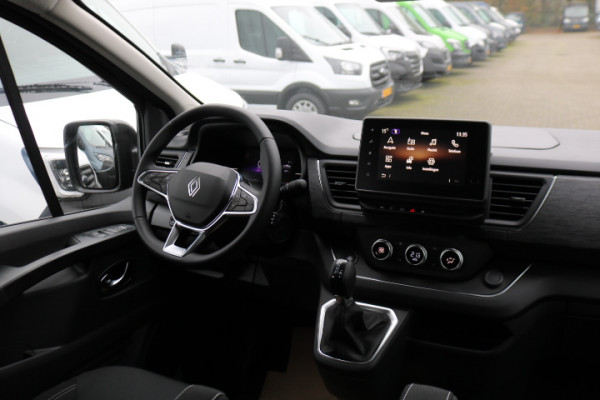 Renault Trafic 2.0 dCi 170pk L2 H1 DC Airco Navigatie Camera 2x Schuifdeur Digital Dashboard Trekhaak Face Lift