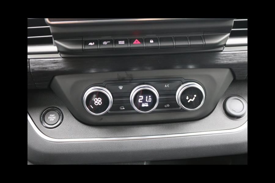 Renault Trafic 2.0 dCi 170pk L2 H1 DC Airco Navigatie Camera 2x Schuifdeur Digital Dashboard Trekhaak Face Lift