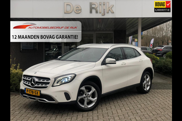 Mercedes-Benz GLA 180 Business Solution AMG | Carplay, Navi, Leder, Cruise, Airco, Stoelverw|Parkeersensors|