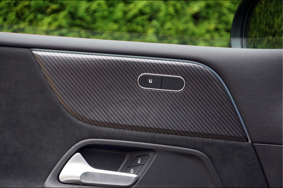 Mercedes-Benz B-Klasse B 250 e AMG Line Facelift | Distronic Trekhaak Multibeam Keyless-Go Night