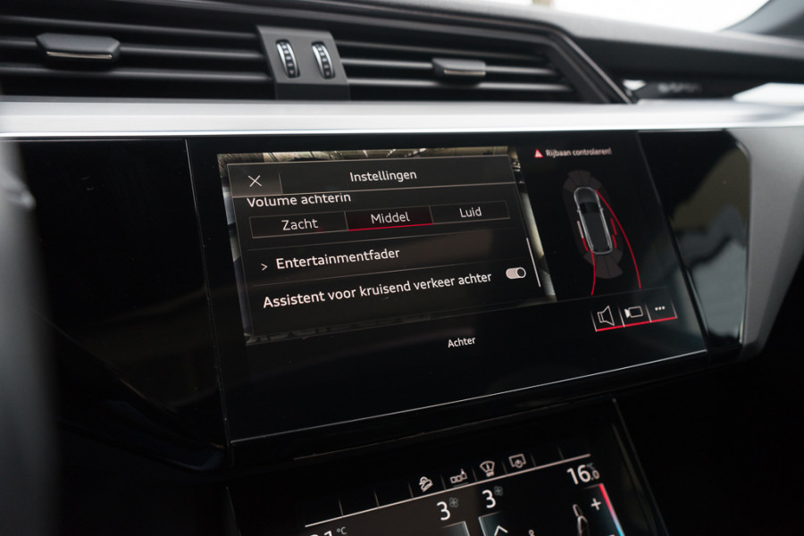 Audi e-tron 50 Quattro / Incl. BTW/ Standkachel/ Luchtvering/ Bang & Olufsen Sound System/ Panoramadak/ 230kW (313PK)