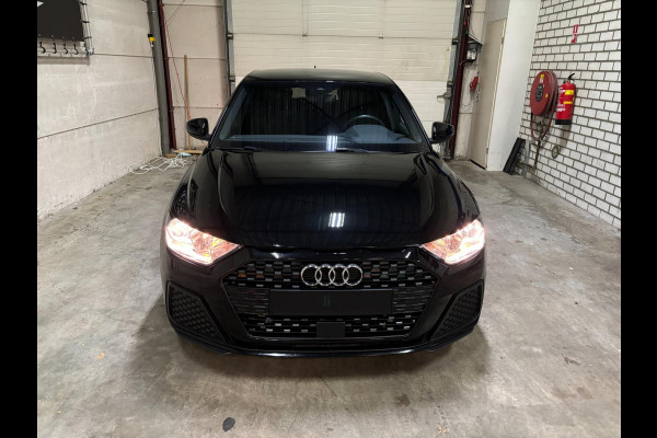 Audi A1 Sportback 25 TFSI S edition