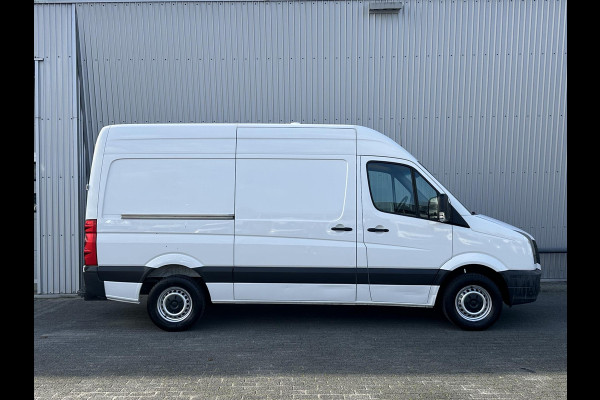 Volkswagen Crafter 35 2.0 TDI L2H2*A/C*3500KG HAAK*NAVI*CRUISE*