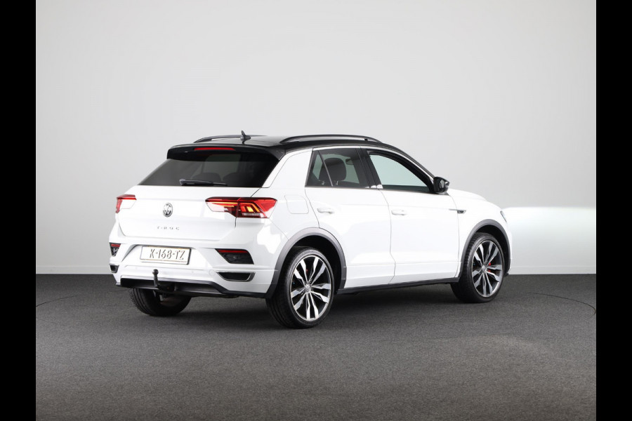 Volkswagen T-Roc 1.5 TSI Sport Business R Automaat (DSG) | Navigatie | Trekhaak | Camera | Stoelverwarming