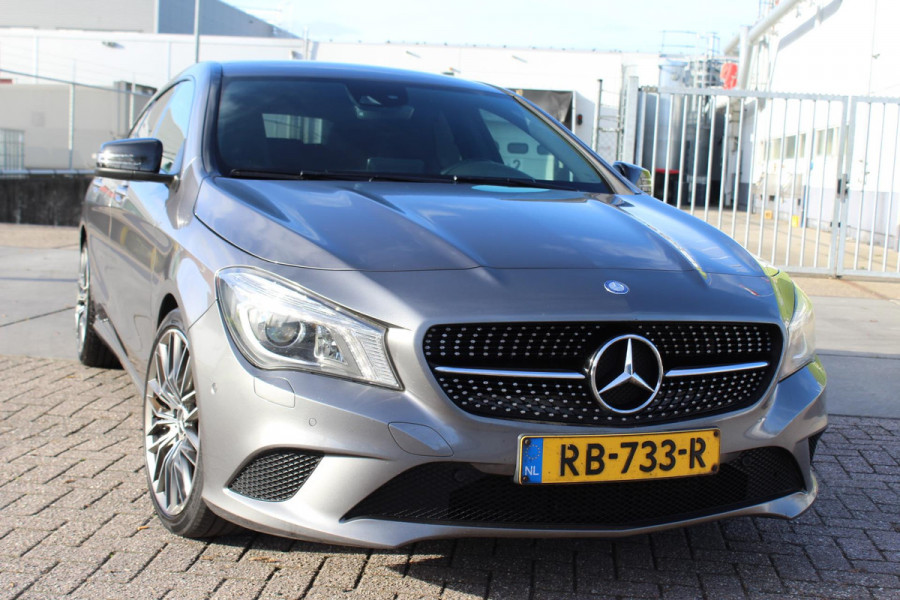 Mercedes-Benz CLA-Klasse Shooting Brake 220 d OrangeArt Edition nette automaat .camera ,,navi clima sensoren cruise ...