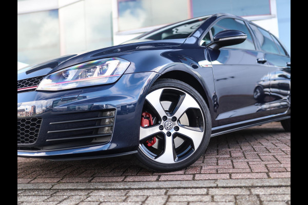 Volkswagen Golf 2.0 TSI GTI Performance | Full Option | ACC | Dynaudio | Pano | Camera | Trekhaak