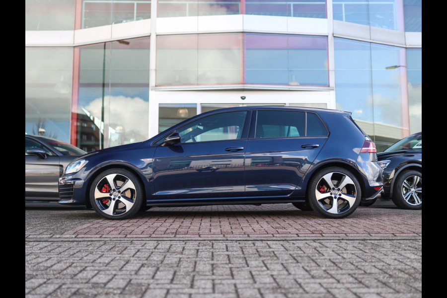 Volkswagen Golf 2.0 TSI GTI Performance | Full Option | ACC | Dynaudio | Pano | Camera | Trekhaak