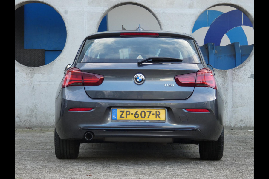 BMW 1-serie 118i Edition Sport Line Shadow Executive | NAVIGATIE |