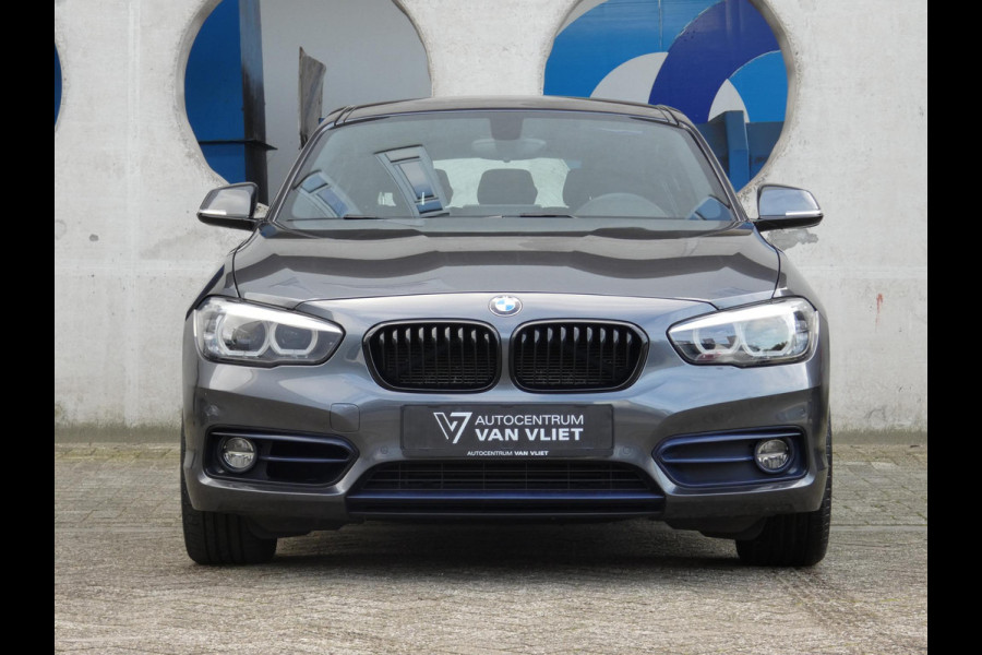 BMW 1-serie 118i Edition Sport Line Shadow Executive | NAVIGATIE |