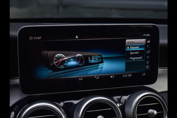 Mercedes-Benz C-Klasse Estate 200 BUSINESS SOLUTION AMG UPGRADE EDITION | PANORAMADAK | LEDER | CAMERA | CARPLAY | TREKHAAK |