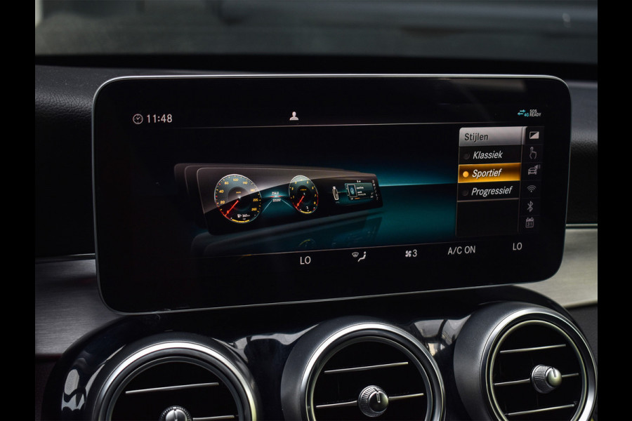 Mercedes-Benz C-Klasse Estate 200 BUSINESS SOLUTION AMG UPGRADE EDITION | PANORAMADAK | LEDER | CAMERA | CARPLAY | TREKHAAK |