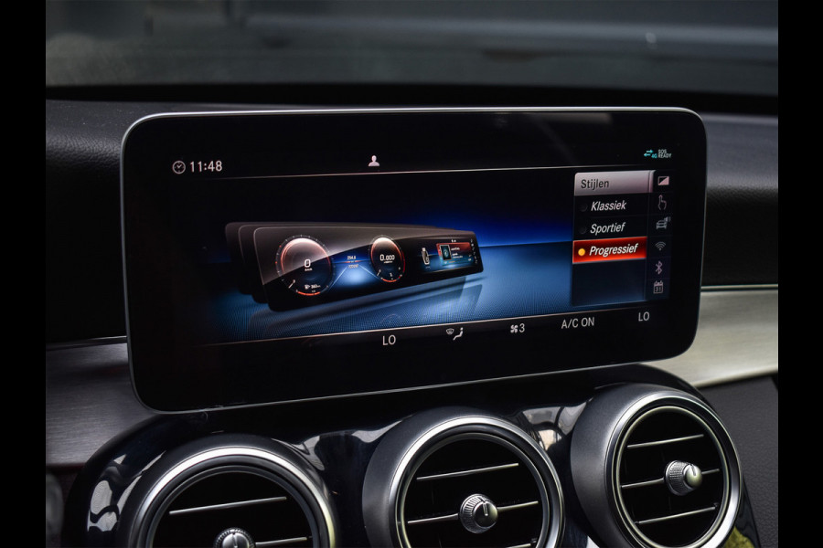 Mercedes-Benz C-Klasse Estate 200 BUSINESS SOLUTION AMG UPGRADE EDITION | PANORAMADAK | LEDER | CAMERA | CARPLAY | TREKHAAK |