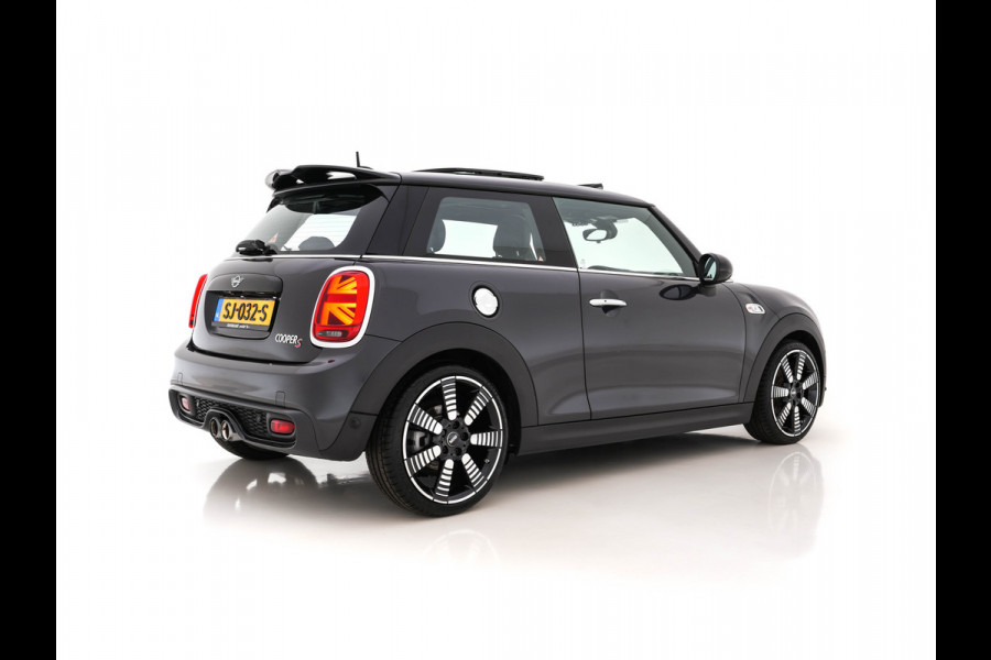 MINI Mini 2.0 Cooper S Chili JCW-Sport-Pack Aut. *PANO | NAPPA-FULL-LEATHER | HEAD-UP | HARMAN/KARDON-SURROUND | FULL-LED | JCW-EXHAUST | DAB+ | KEYLESS | NAVI-FULLMAP | CAMERA | CRUISE | AMBIENT-LIGHT | SHIFT-PADDLES | SPORT-SEATS | 1