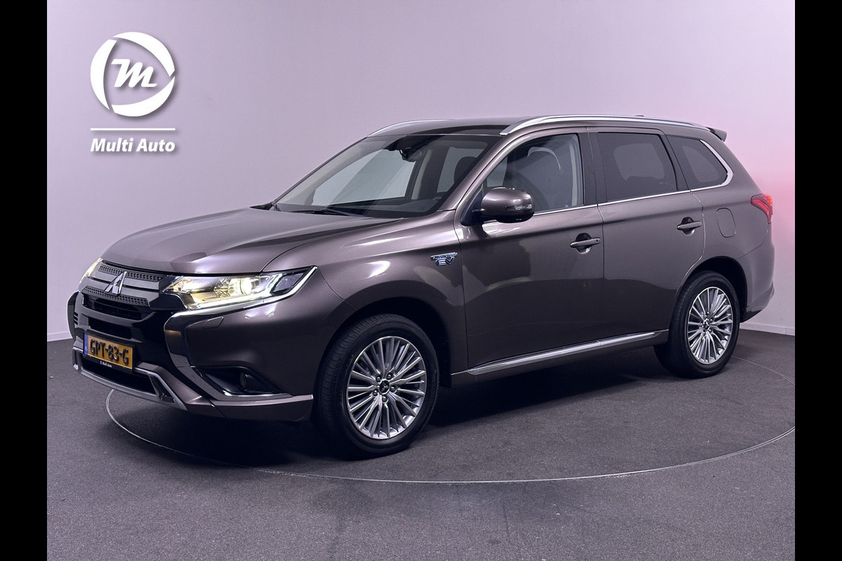 Mitsubishi Outlander 2.4 Plug in Hybrid 225pk PHEV | Trekhaak af Fabriek | Apple Carplay | Camera | Cruise Control | L.M. 18" | Climate Control | Stoelverwarming | DAB |