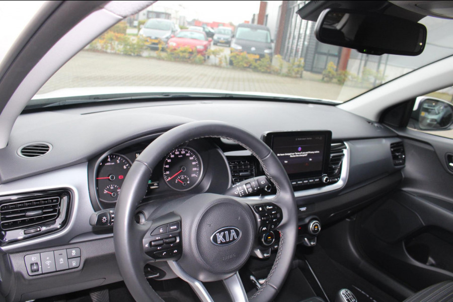 Kia Stonic 1.0 T-GDi MHEV DynamicPlusLine/Camera/Navigatie/Rijklaar