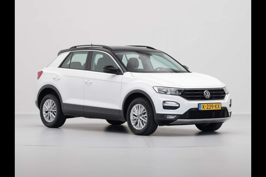 Volkswagen T-Roc 1.0 TSI 110pk Style Navi via App Trekhaak Pdc Acc 220