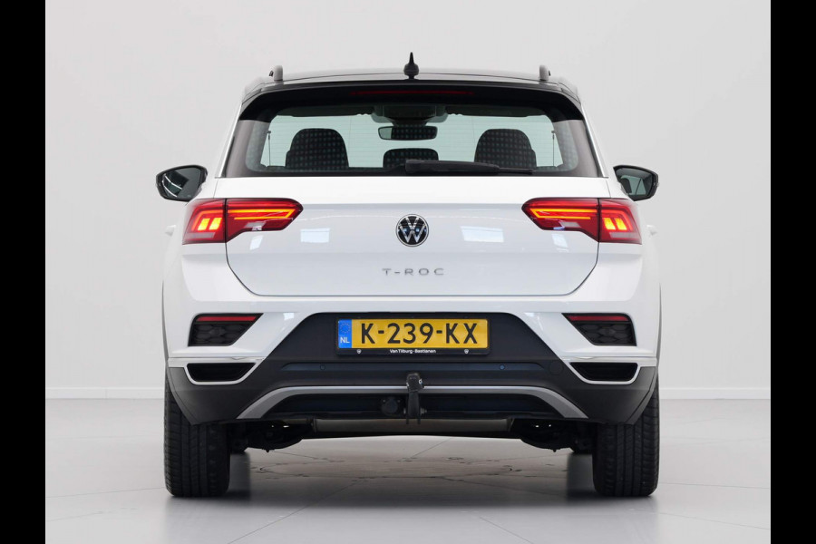 Volkswagen T-Roc 1.0 TSI 110pk Style Navi via App Trekhaak Pdc Acc 220