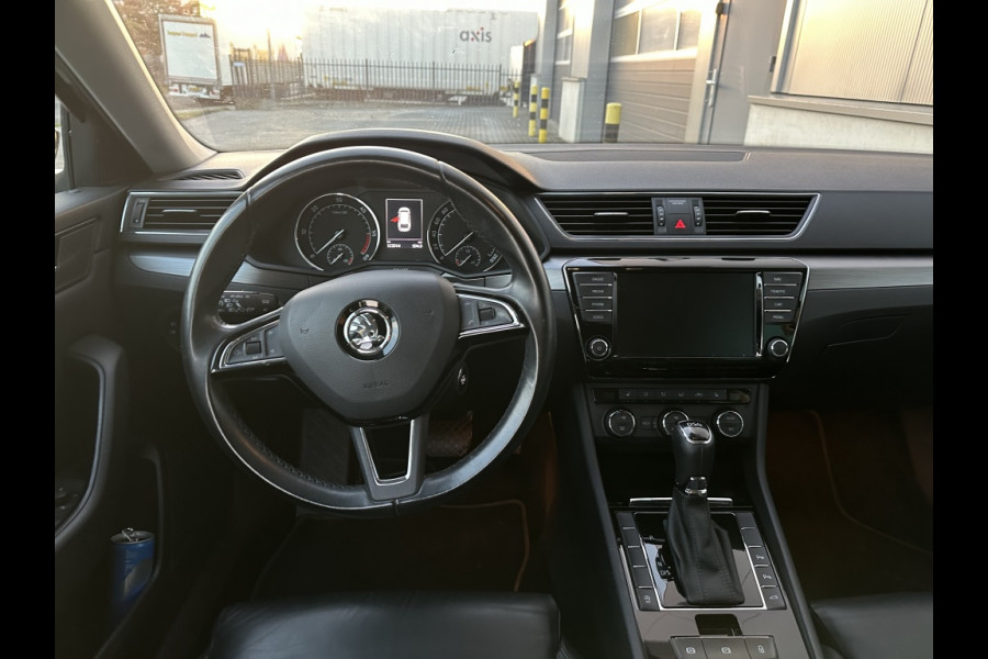 Škoda Superb Combi 1.6 TDI Style DSG 2016 NAVI CAMERA PDC ELEK PAKKET ECC CR CONTRO