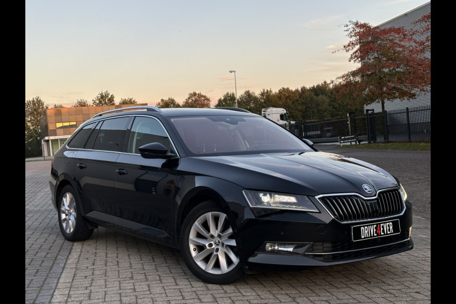 Škoda Superb Combi 1.6 TDI Style DSG 2016 NAVI CAMERA PDC ELEK PAKKET ECC CR CONTRO