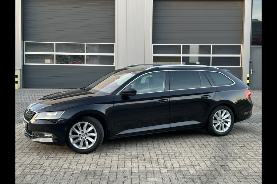 Škoda Superb Combi 1.6 TDI Style DSG 2016 NAVI CAMERA PDC ELEK PAKKET ECC CR CONTRO