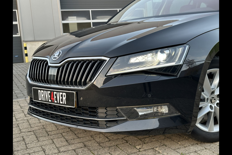 Škoda Superb Combi 1.6 TDI Style DSG 2016 NAVI CAMERA PDC ELEK PAKKET ECC CR CONTRO