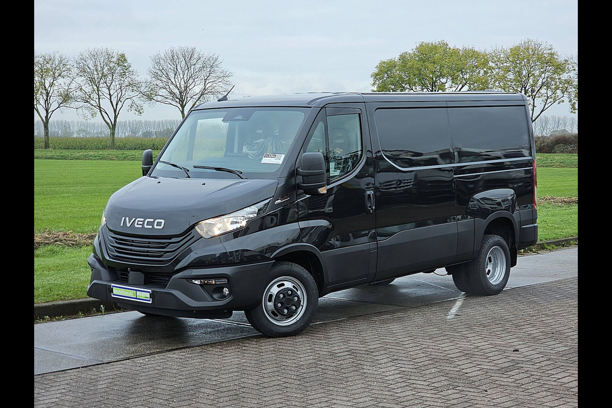 Iveco Daily 35C18 3.0! L2H1 NIEUW MODEL 180pk aut! 3500KG TREKHAAK