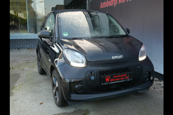 Smart EQ fortwo CABRIO | 22 KW SNELLADEN | CRUISE | CLIMA | 6.500 KM!! | SUBSIDIE MOGELIJK!!