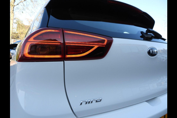 Kia Niro 1.6 GDi PHEV Plug-In DynamicLine NAVI-APP/CAMERA/CLIMA/ADAPT.CRUISE/16"LMV!