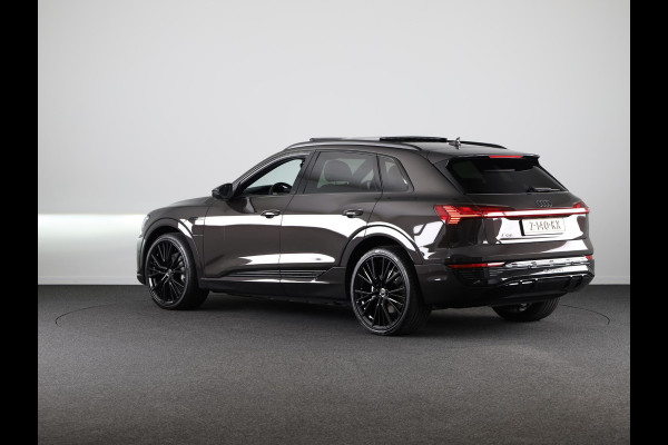 Audi Q8 e-tron 55 quattro S Edition 115 kWh 408pk | Panoramadak | Pack Tour | 22 inch lichtmetalen velgen | Pack City