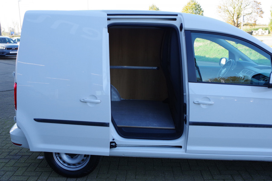 Volkswagen Caddy 1.0 TSI L1H1 BMT Comfortline, Parkeersensoren, Cruise Control, Navigatie