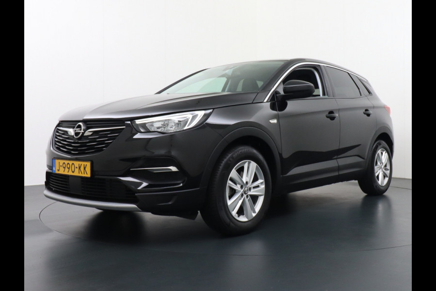 Opel Grandland X T131PK Automaat Apple Carplay Android Auto Navi Ecc Pdc Autom.AchterklepAGR-Stoel Cruise Control Keyless LaneAssist DAB Bluetooth Connected Led Licht-Regensensor Business Executive 1ste Eigenaar 1300 kg trekvermogen 39.000 nieuw!