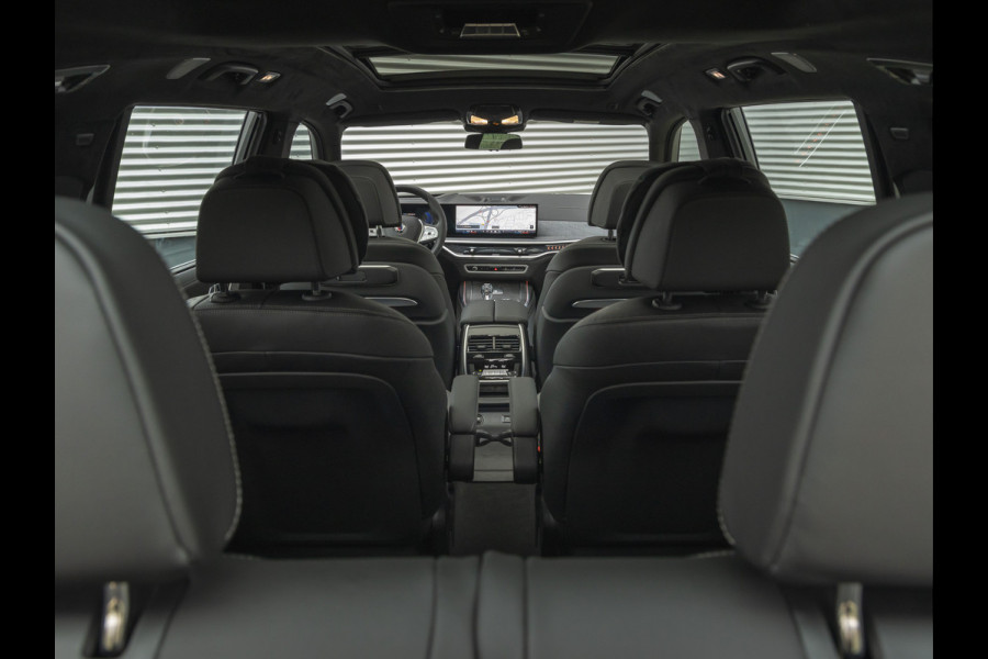 BMW X7 Alpina XB7 - Individual "Aurora Diamond Green" - Bowers & Wilkins - Standkachel