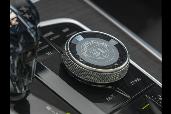 BMW X7 Alpina XB7 - Individual "Aurora Diamond Green" - Bowers & Wilkins - Standkachel