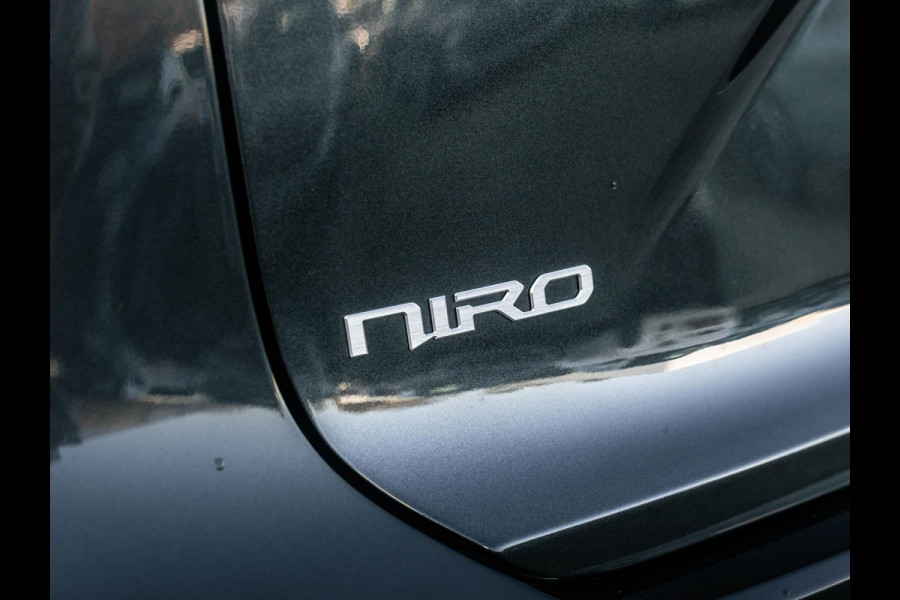 Kia Niro 1.6 GDi Hybrid ExecutiveLine Lederen interieur l Stoel ventilatie l Schuif kantel dak l  Direct leverbaar