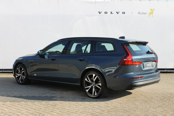 Volvo V60 B3 163pk automaat Essential Edition Google infotainment incl navigatie / Dode hoekherkenning(BLIS) / Adaptieve Cruise control / Semi elektrisch wegklapbare trekhaak