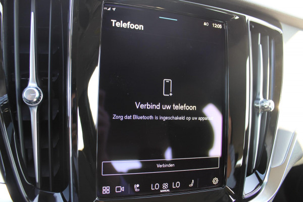 Volvo V60 B3 163pk automaat Essential Edition Google infotainment incl navigatie / Dode hoekherkenning(BLIS) / Adaptieve Cruise control / Semi elektrisch wegklapbare trekhaak