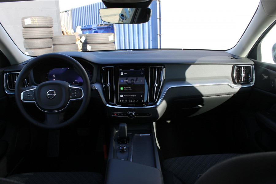 Volvo V60 B3 163pk automaat Essential Edition Google infotainment incl navigatie / Dode hoekherkenning(BLIS) / Adaptieve Cruise control / Semi elektrisch wegklapbare trekhaak