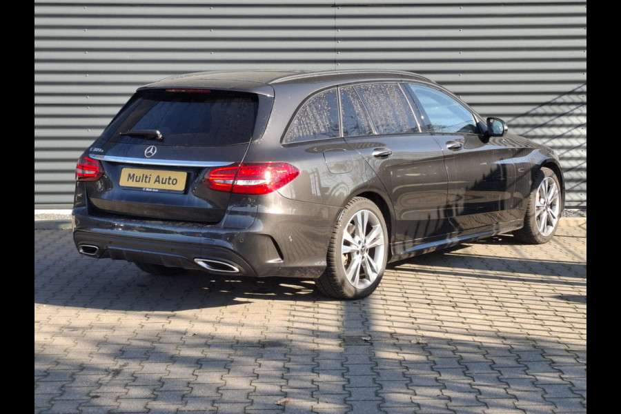 Mercedes-Benz C-Klasse Estate 300 e AMG Line Plug in Hybrid 320pk PHEV | Panodak | Luchtvering | Lederen Alcantara Sportstoelen Verwarmd | Burmester Audio | Adaptive Cruise | Navigatie | Apple Carplay |