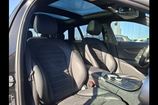 Mercedes-Benz C-Klasse Estate 300 e AMG Line Plug in Hybrid 320pk PHEV | Panodak | Luchtvering | Lederen Alcantara Sportstoelen Verwarmd | Burmester Audio | Adaptive Cruise | Navigatie | Apple Carplay |