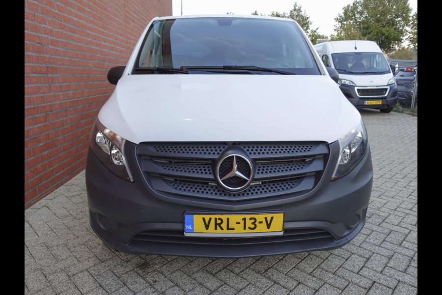 Mercedes-Benz Vito 111 CDI Lang XXL Airco 3zits Radio Bluetooth