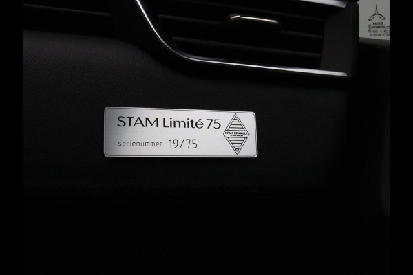 Renault Clio STAM Limité 75 TCe 90pk #19 van 75 Camera | Leder | 9,3" Navi | Stoel-/stuurverwarming | 17" Velgen