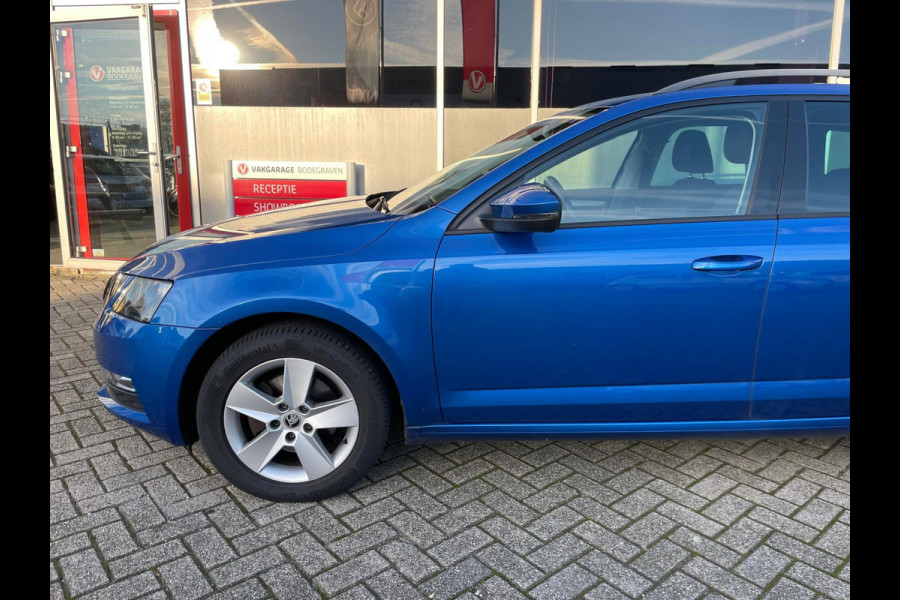 Škoda Octavia Combi 1.5 TSI Greentech Style / stoelverwarming / navigatie