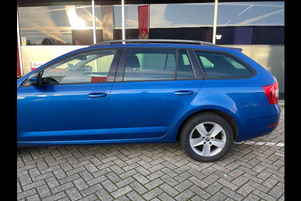 Škoda Octavia Combi 1.5 TSI Greentech Style / stoelverwarming / navigatie